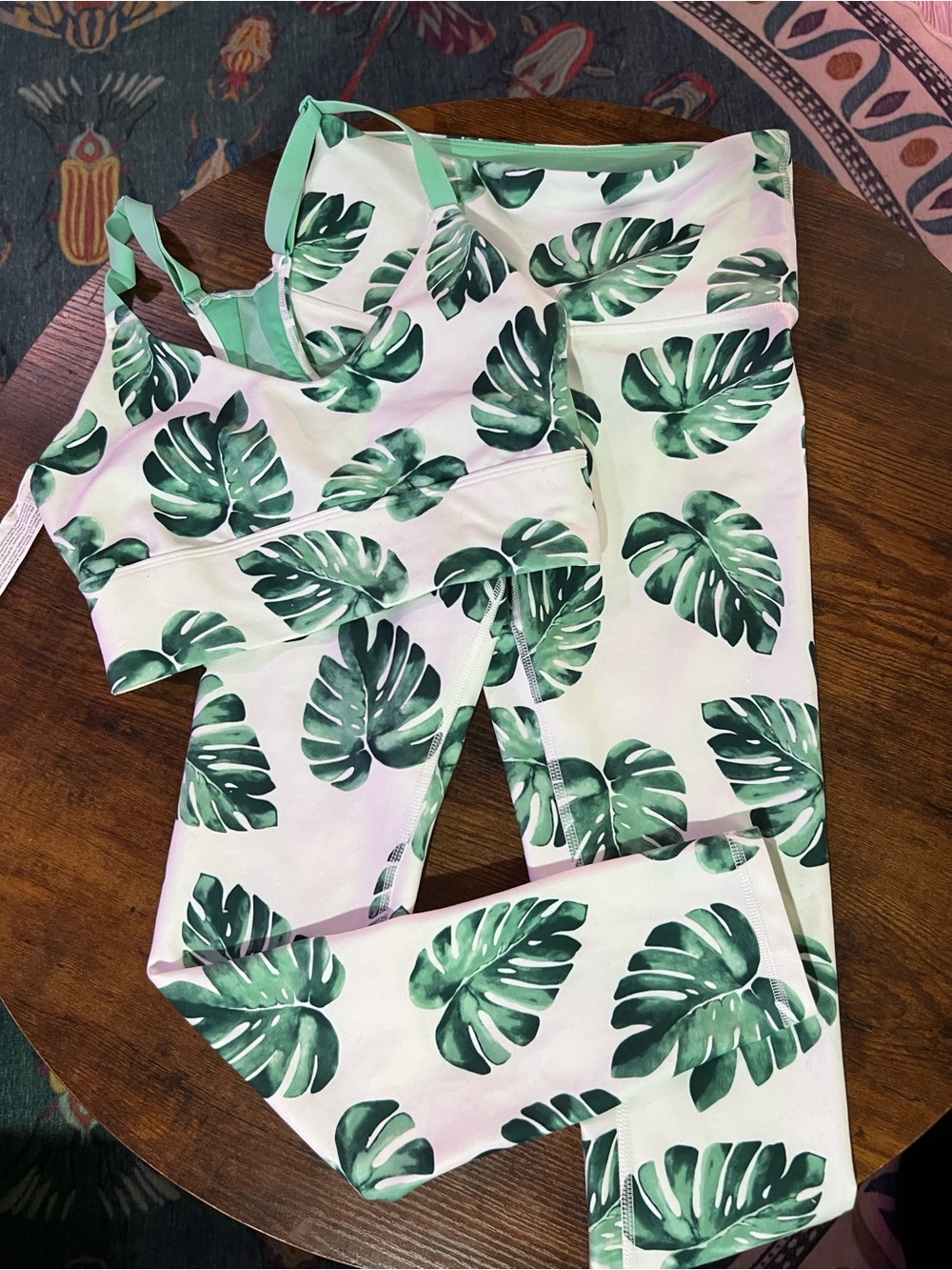 Wild fox workout set with Monstera Leaf pattern